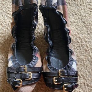 Burberry Ballet Flats